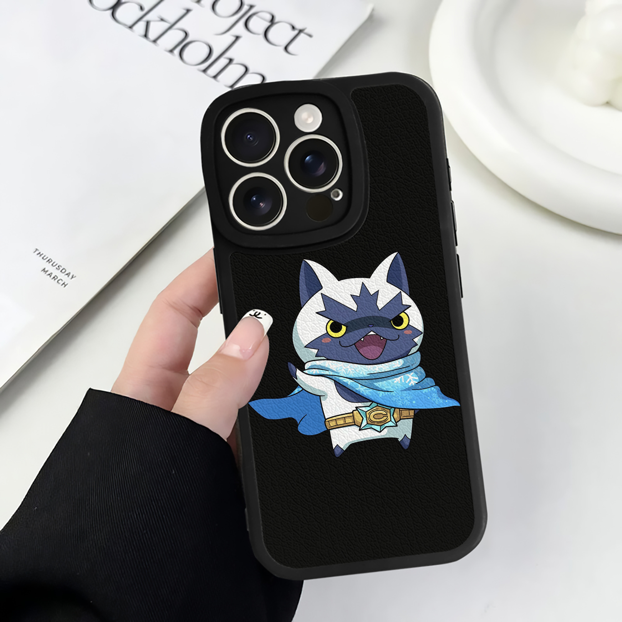 （画像用） 妖怪ウォッチ Yo-kai Watch 【iPhone 16シリーズ対応】シリコンスマホケース（レザー調） 材質：シリコン